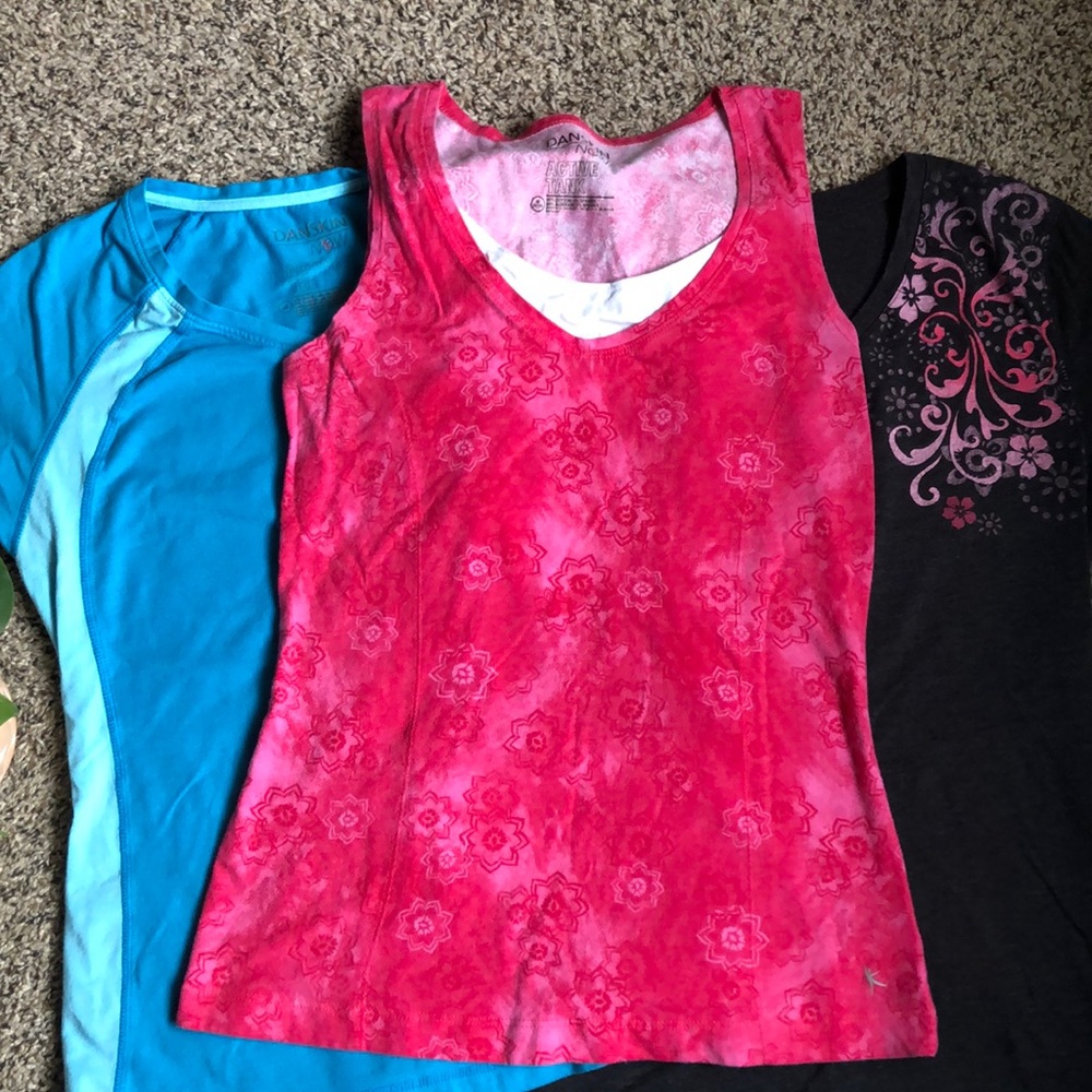 ❤️Bundle of 3 Danskin active shirts 👚 - Picture 2 of 8